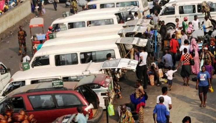 Onitsha transporters threaten to embark on nationwide strike over increasing highway robbery attacks and abduction