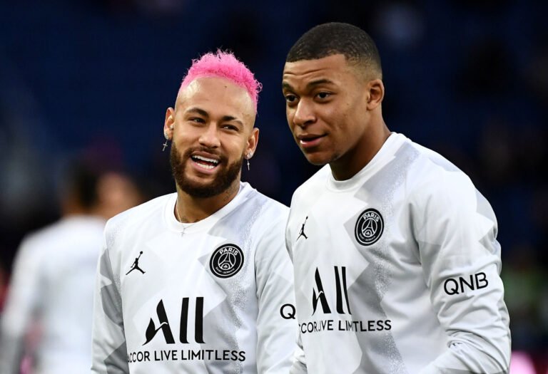PSG begin contract talks with Neymar, Mbappe