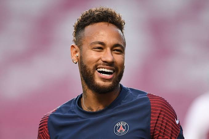 Neymar Denies Plans To Host New Year’s Eve Party For 150 People Amid COVID-19 Restrictions