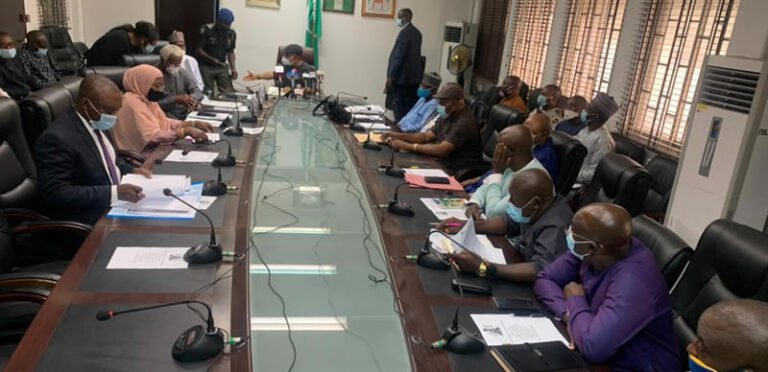 Strike: FG, varsity workers adjourn meeting till Friday