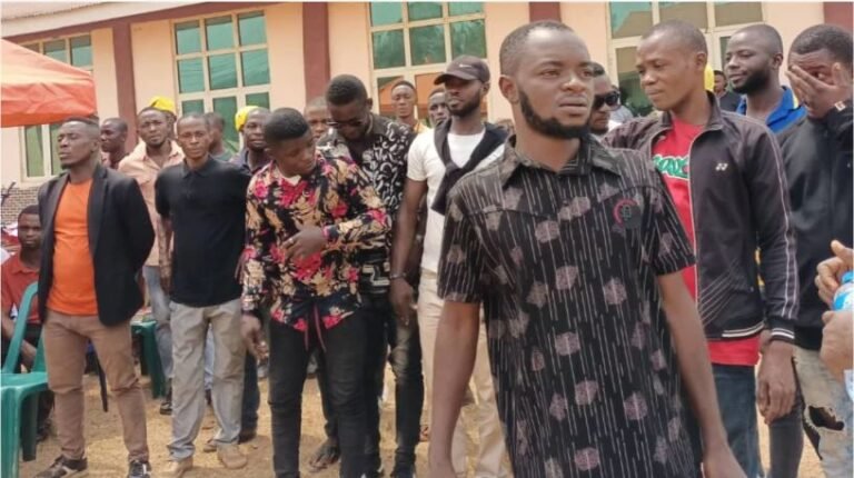 Over one hundred cultists in Cross River community denounce cultism