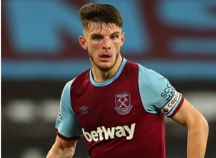 Man United offer West Ham three players in exchange for Declan Rice