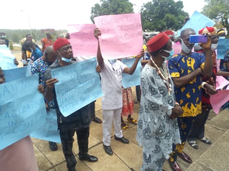 Breaking: Governor Ugwuanyi intervenes in Ishi Ozalla crisis