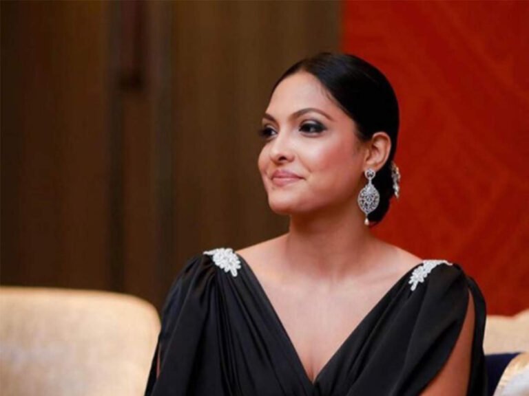 Reigning Mrs World, Caroline Jurie, resigns, first runner up takes over