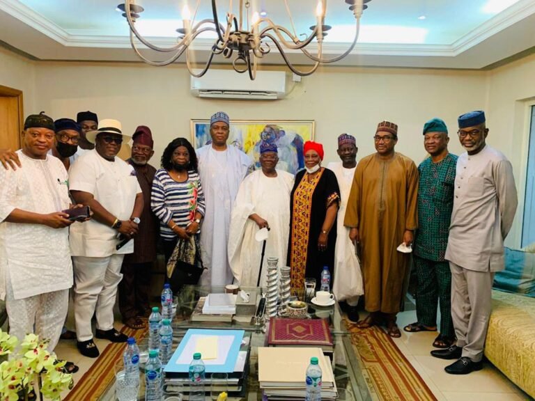 2023: George, Saraki, Agbaje, ex-govs meet as Lagos PDP reconcile