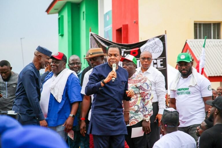 Donald Duke dumps SDP, joins PDP