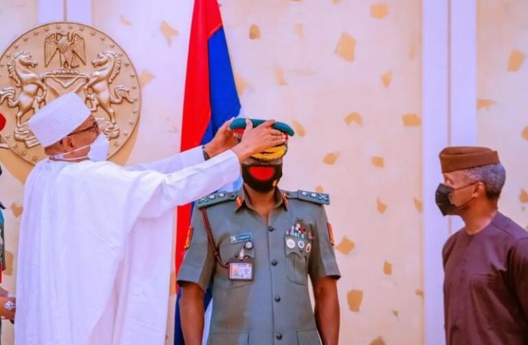 JUST IN – President Buhari Decorates Chief of Army Staff Lieutenant General