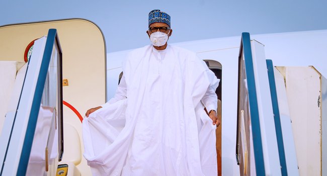Buhari Arrives In Abu Dhabi, To Meet New President