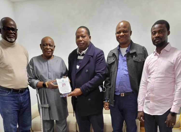 Ogun Speaker, lawmakers visit ex-Gov Segun Osoba after surgery in UK