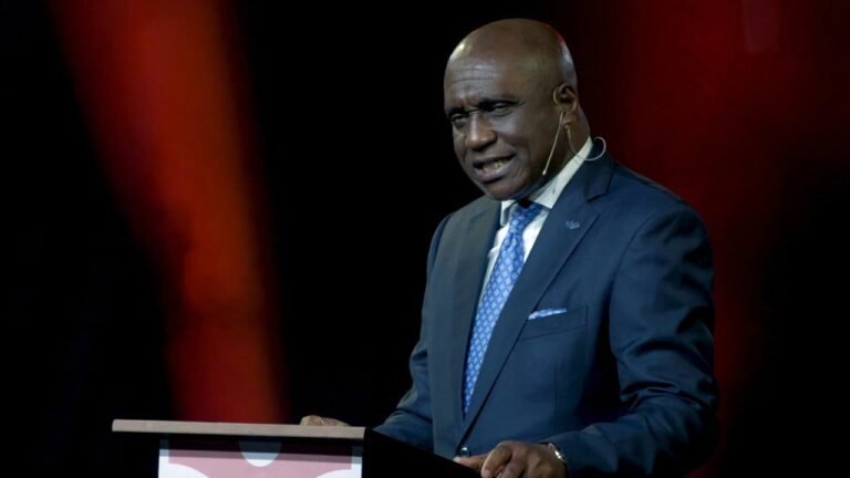 2023: Prepare to suffer, naira’ll hit 5,000 per dollar – Pastor Ibiyeomie warns against voting wrong party