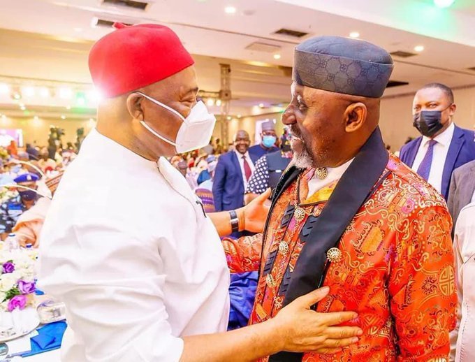 ‘Fear politicians’ – Reactions as Okorocha, Uzodinma hug in public