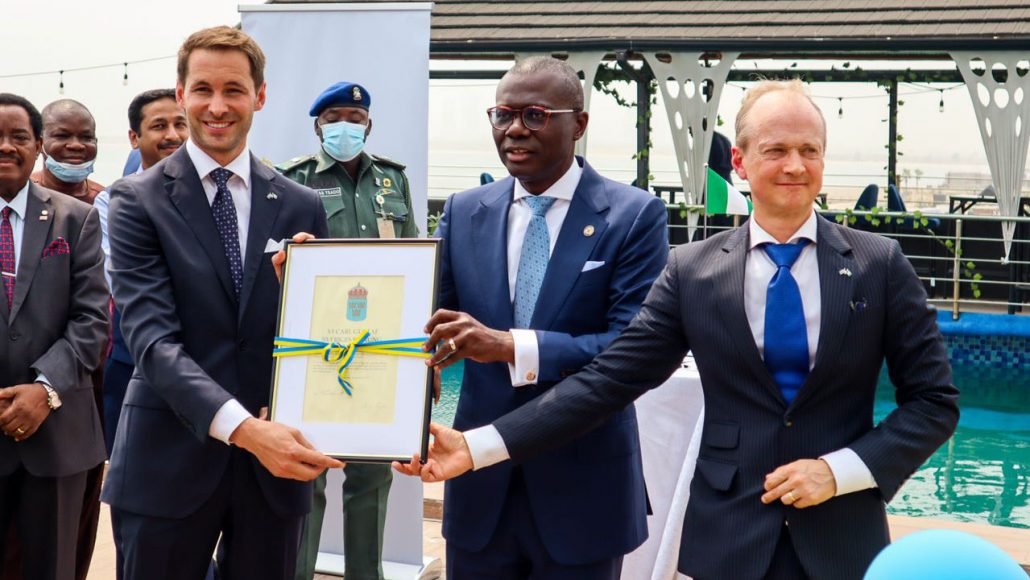 Swedish Ambassador to Nigeria, Ghana, Cameroon and ECOWAS. Ambassador Carl Michael Gräns; Lagos State Governor, Babajide Sanwo-Olu and Honorary Consul, Embassy of Sweden, Lagos, Philip Åkesson at the inauguration of the Sweden Consulate in Lagos yesterday. 