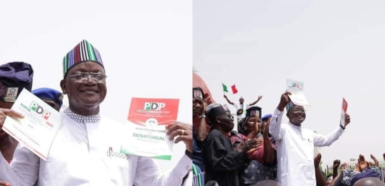 Benue 2023: PDP elders buy, present Senate intent form to Ortom