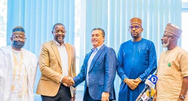 Sports Minister Receives New Super Eagles Coach Peseiro