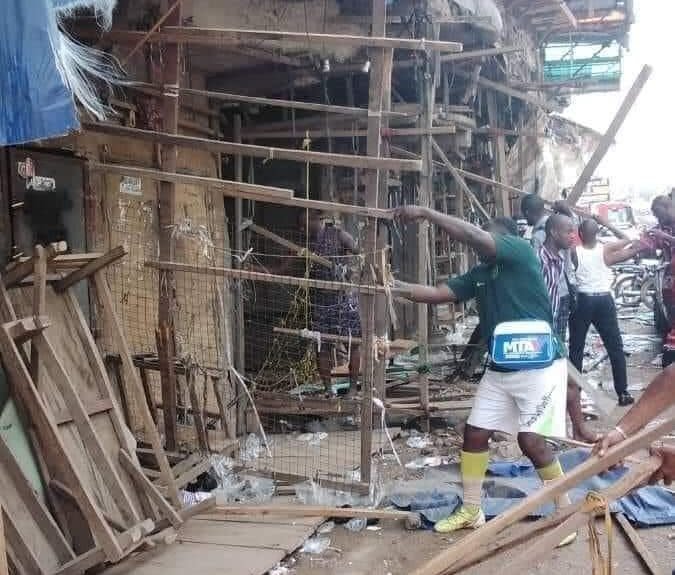 Decongestion of Roads in Main Market Onitsha Commences Following Soludo’s Orders.