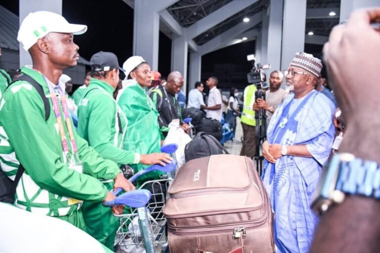 2022 CWG: Team Nigeria gets heroic welcome on return from Birmingham