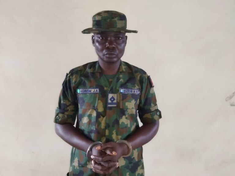 Fake navy officer arrested in Nasarawa, items recovered