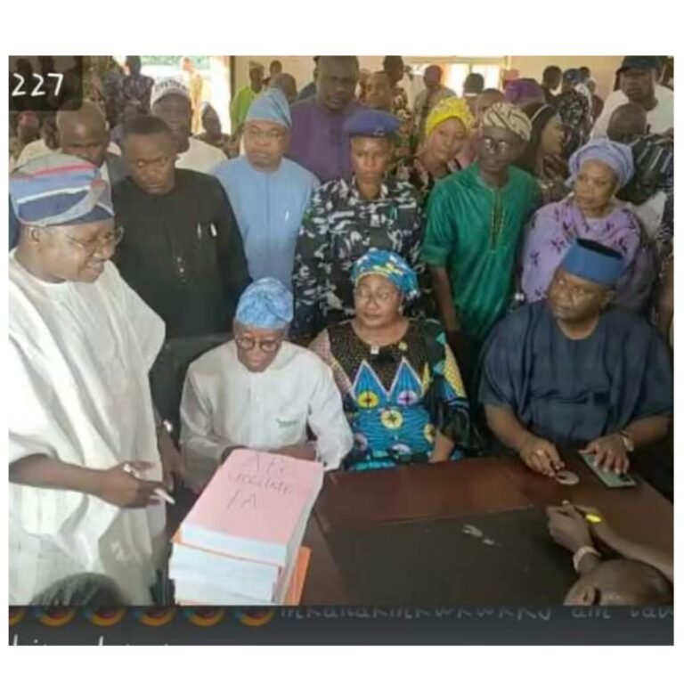 Osun 2022: Oyetola submits petition at tribunal