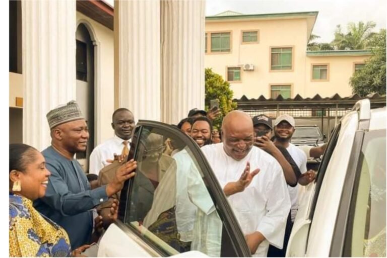 Reactions as Taraba APC guber candidate, Bwacha donates brand new Mercedes Benz to Nyame