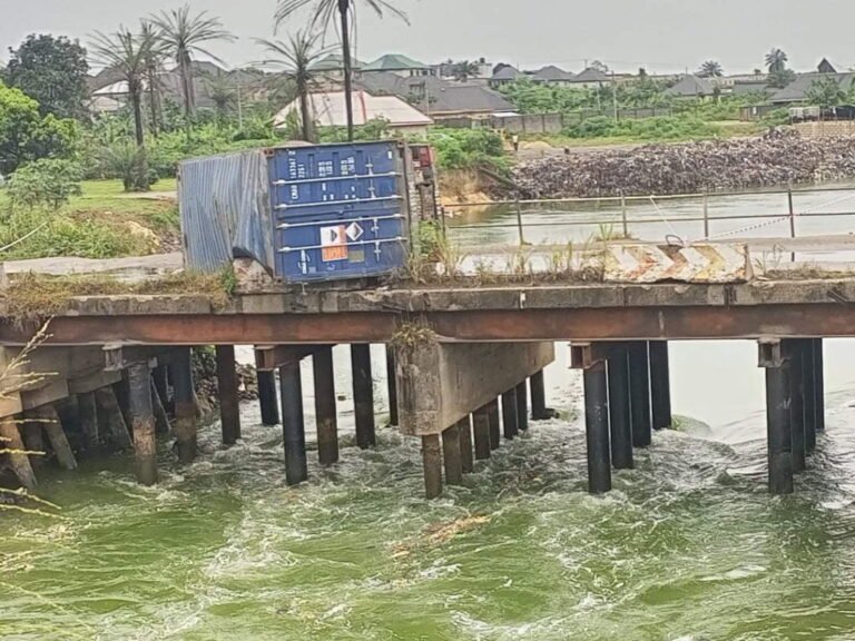 Rivers State: 4 feared dead as container knocks cars into river on East-West road