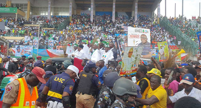 Large Turnout As Tinubu, Sanwo-Olu Campaign In Lagos