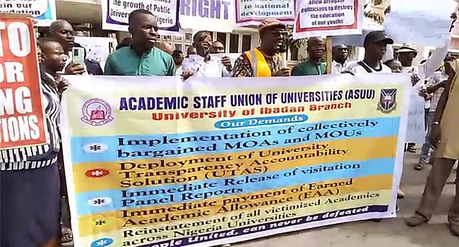 ‘FG Lawless, Merciless’, ASUU Members Protest In Ibadan