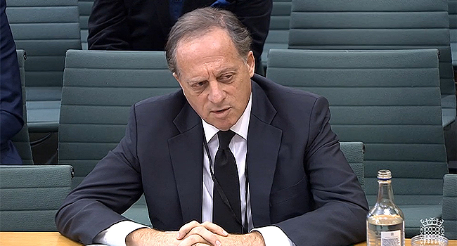 BBC Boss Quits Over Boris Johnson Loan