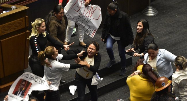 Bolivian Lawmakers Throw Blows In Parliament