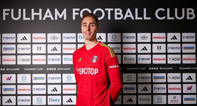 Fulham Sign Swansea Keeper Benda