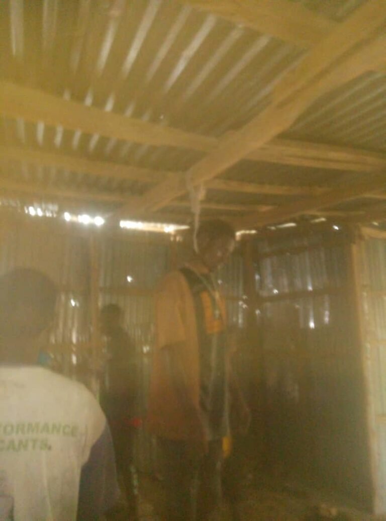 MPAPE SUICIDE: NIGERIAN MAN ALLEGEDLY HANGS HIMSELF TO DEATH IN ABUJA (VIDEO)