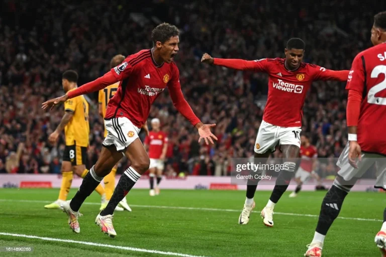 Man Utd Punish Wasteful Wolves for Winning Premier League Start