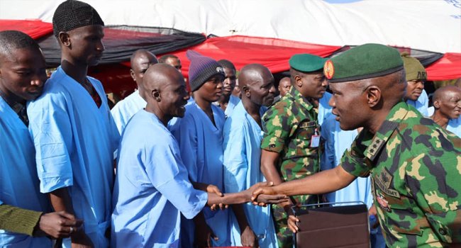 Army Chief Celebrates Christmas With Troops, Salutes Their Gallantry