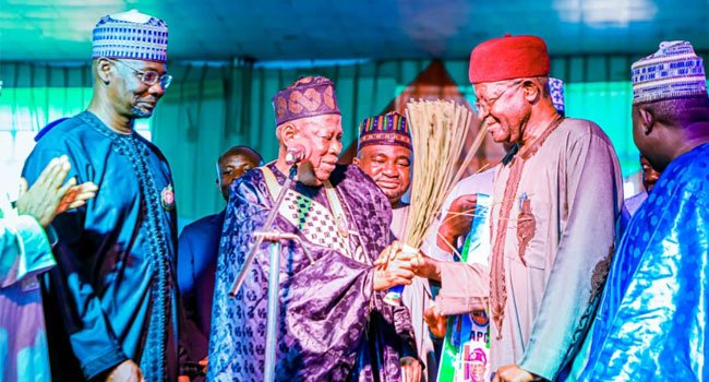 Ganduje Commissions Projects, Receives Decampees In Nasarawa