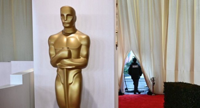 Oscars 2024: Stars Prepare For Biggest Showbiz Night With ‘Oppenheimer’ Poised For Glory