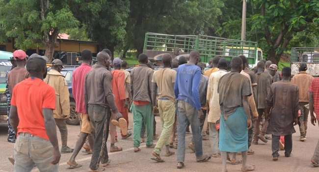 Troops Arrest 47 Suspected Rail Track Vandals In Kaduna