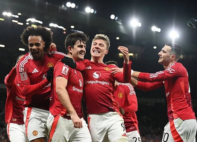 FA Cup: Maguire scores last-gasp winner as Man Utd eliminate Leicester City