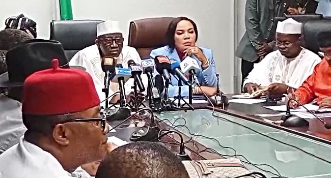 PENGASSAN, Dangote Refinery Management Arrive For Meeting With FG