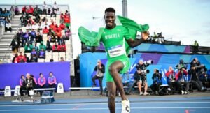 Police celebrate as Corporal Nathaniel bags 400m hurdles gold at Commonwealth